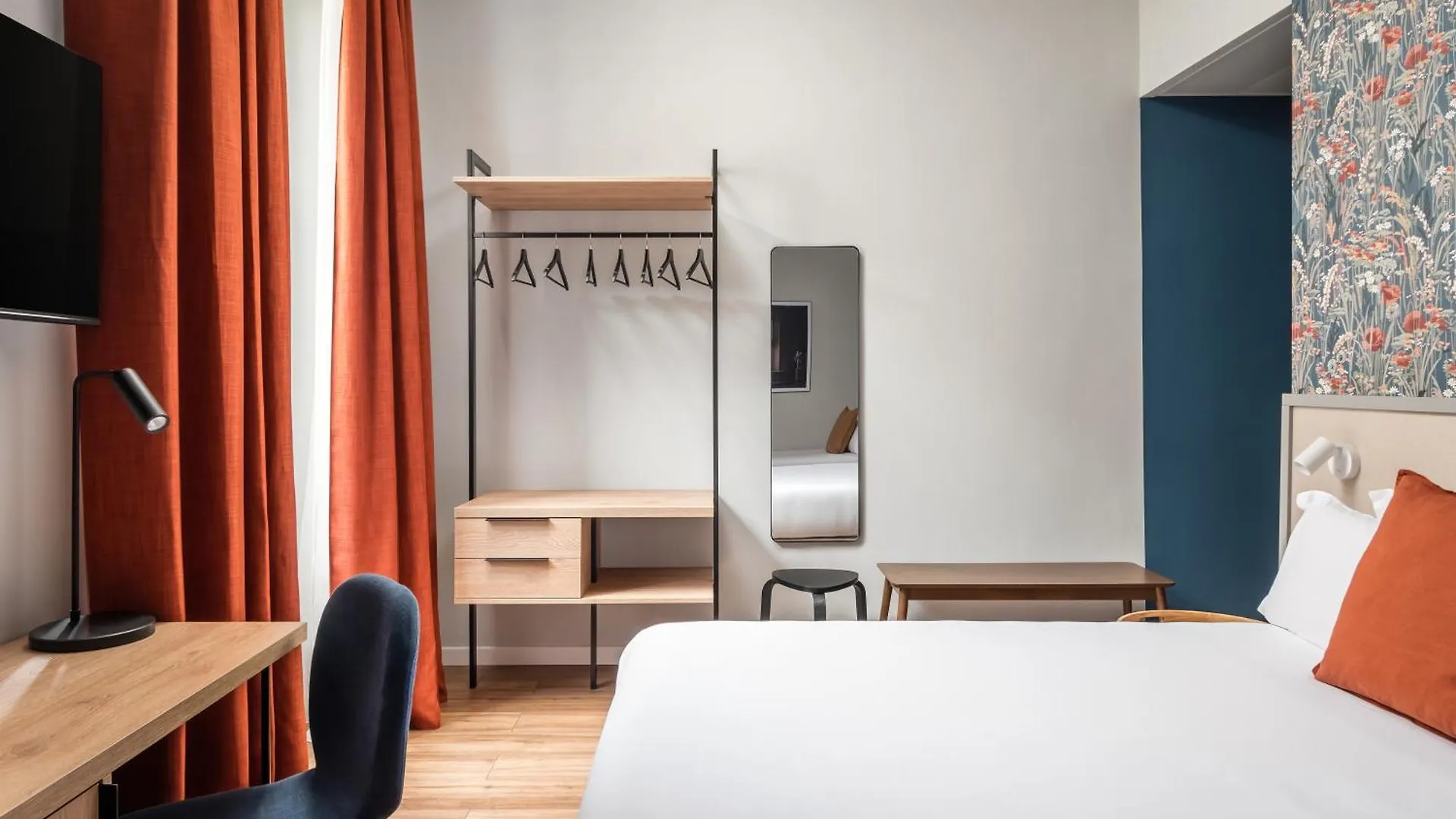 Bypillow Goldoni Florence Hotel