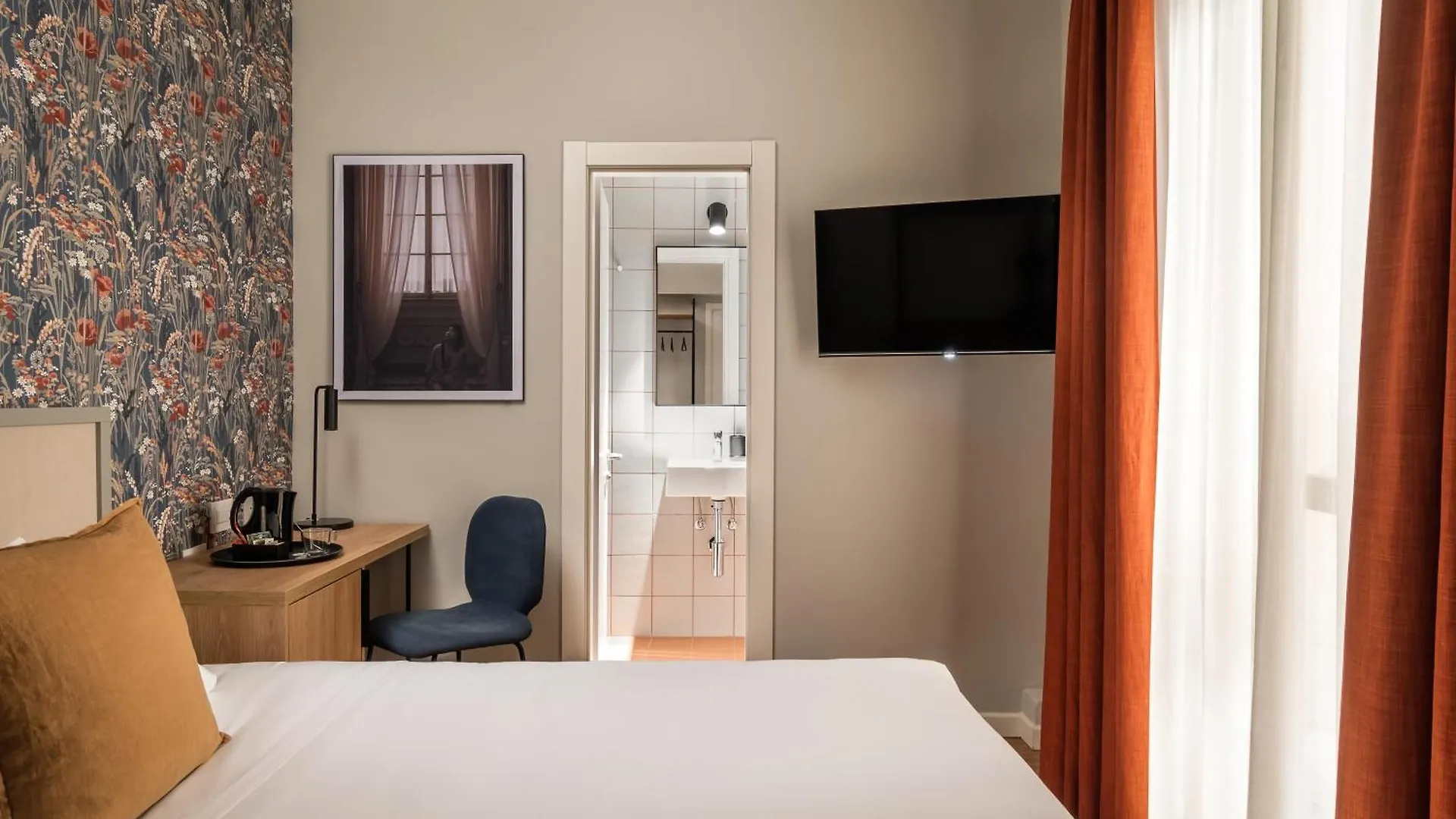 *** Hotel Bypillow Goldoni Florence Italy