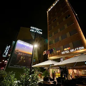 Otel Ariston ****